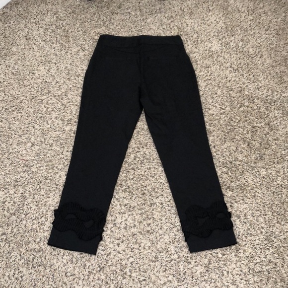 Anthropologie Elevenses Cropped Pants Size 0 Black Ruffle Hem - Picture 4 of 10
